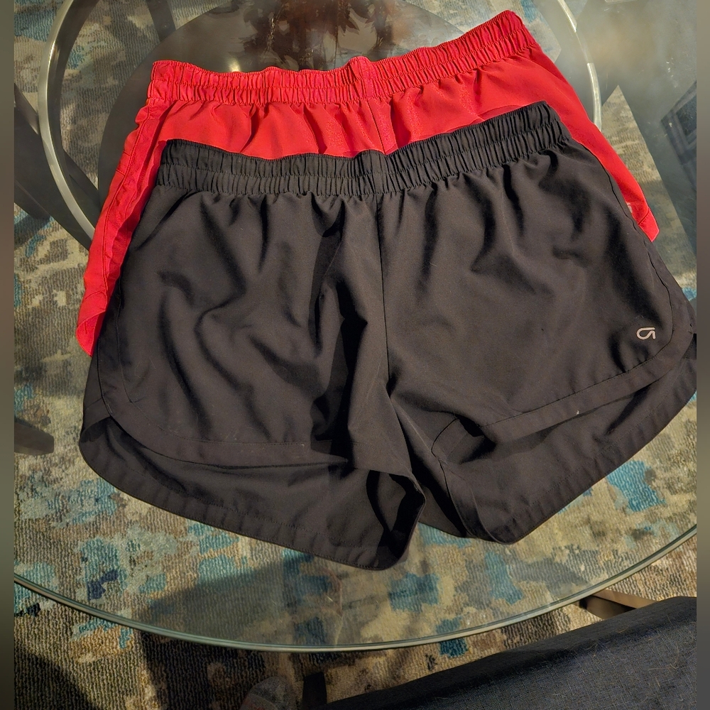 Gap Fit athletic shorts sz L